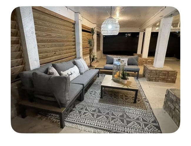 Photo - 1212 55th St