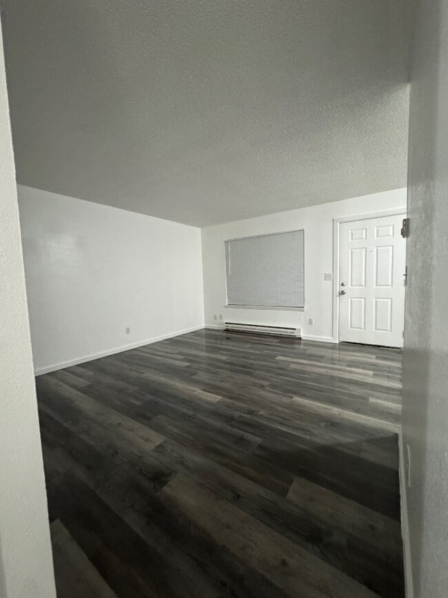 Building Photo - 1111 N L St