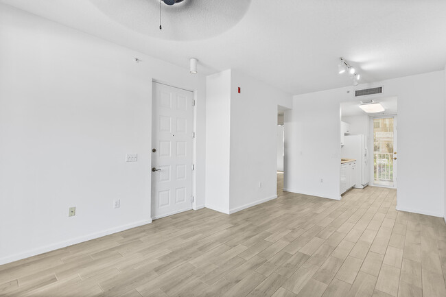 Building Photo - 4784 S Central Blvd Unit 12 Rental