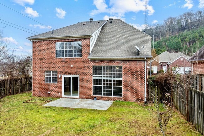 Photo - Room to Live, Minutes from Everything 1048 Castlemaine!