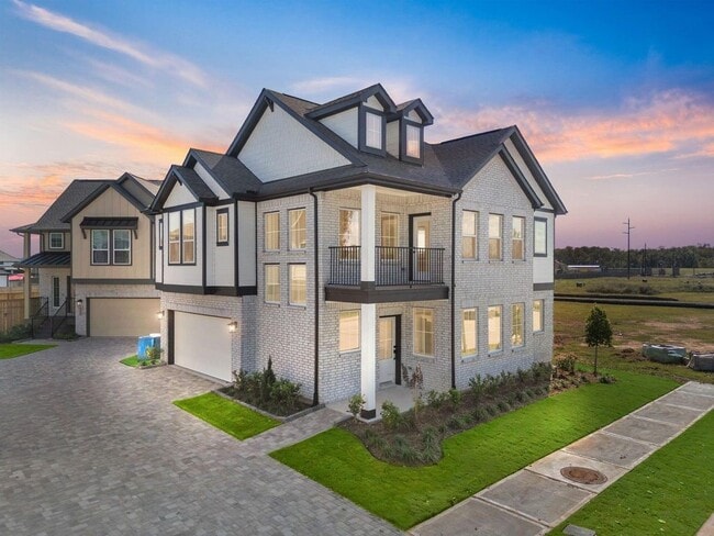 Building Photo - 1310 Shaded Rock Dr