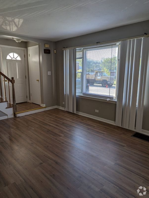 Building Photo - 2159 E 97th St Rental