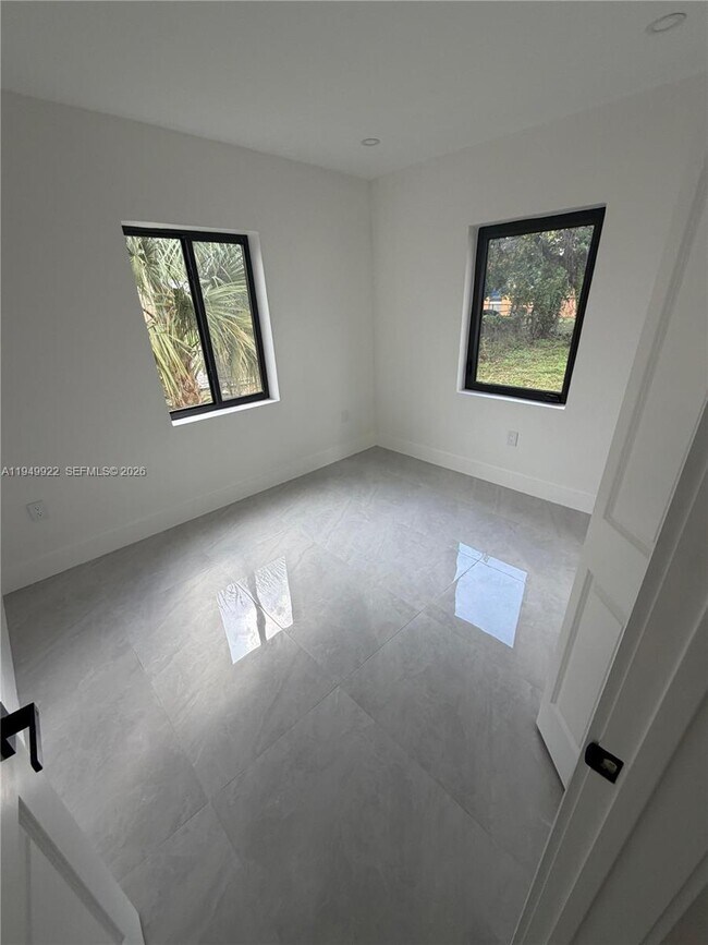 Photo - 15920 NW 17th Ct