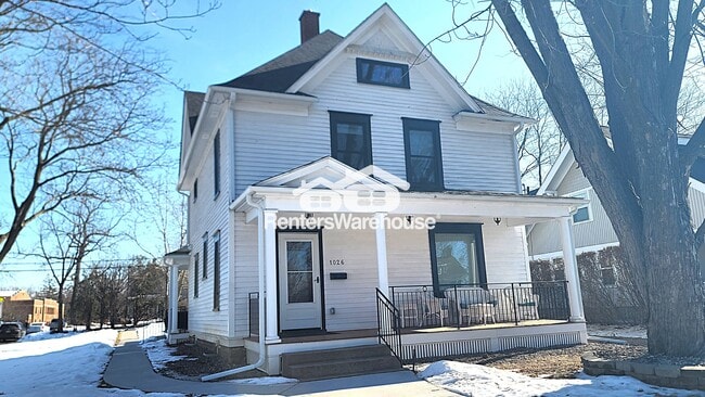 Building Photo - 1026 3rd St