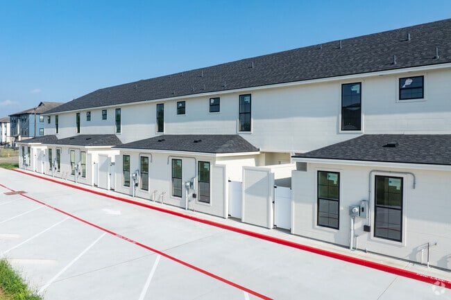 Palm Court Townhome Exterior