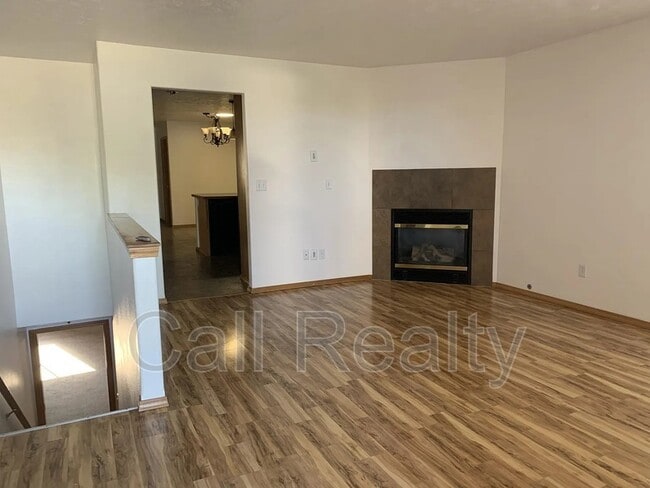 Photo - 921 S Shelley Lake Ln