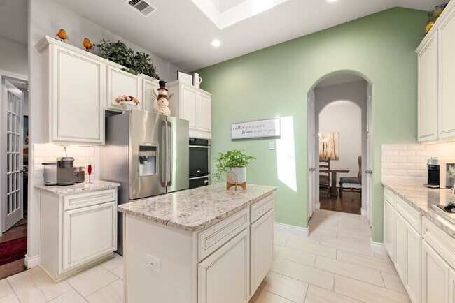 Photo - 288 Dawn Brook Ln