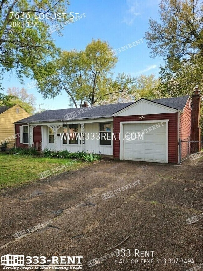 Photo - 7636 Locust St