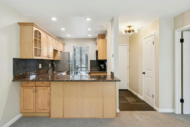 Photo - 1411 Creekside Dr Unit 28