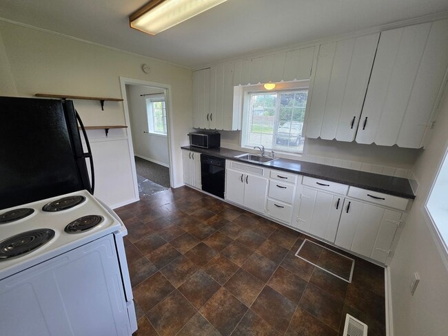 Photo - Beautifully Home in the Valley