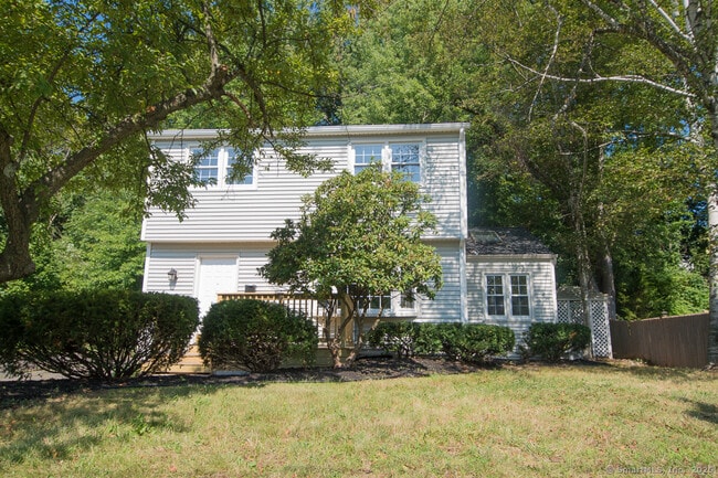 Photo - 108 Cortland Cir House