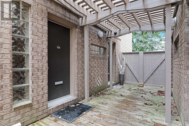 Photo - 243 Sunnyside Ave