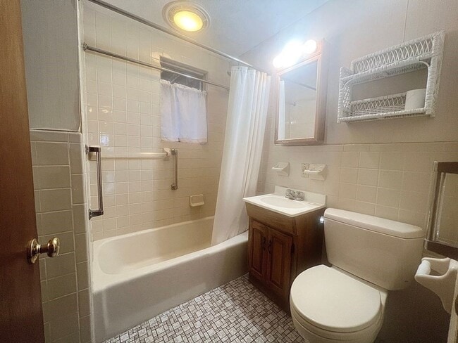 Photo - Off-Street Parking & In-Unit Laundry 3-bed