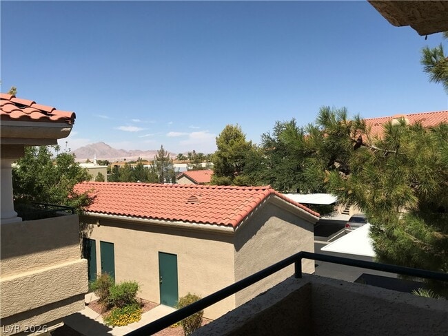 Photo - 381 Manti Pl Unit 0