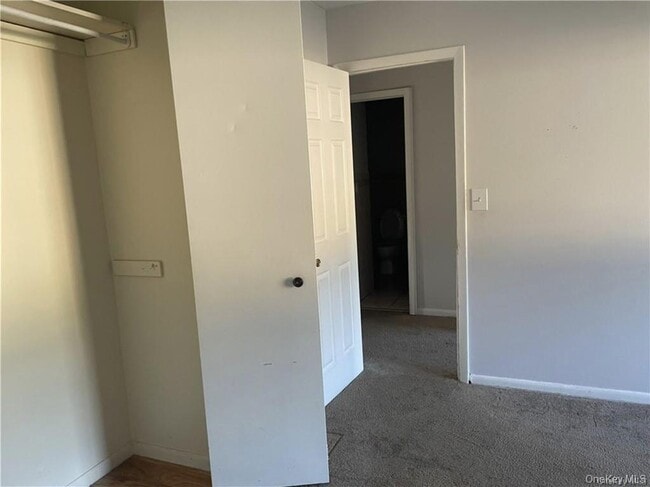 Photo - 32 Scarborough Ln Unit D