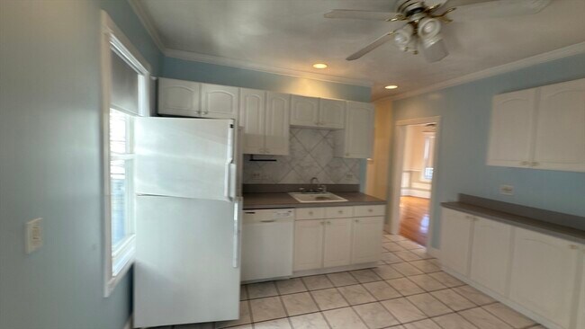 Photo - 18 Bigelow St Unit 3