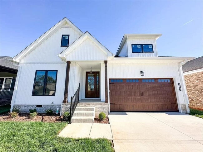 1184 County House Ln
