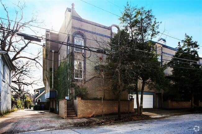 Building Photo - 201 5th St NE Rental