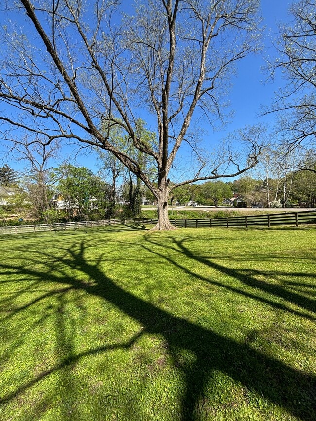 Photo - 311 Old Canton Rd