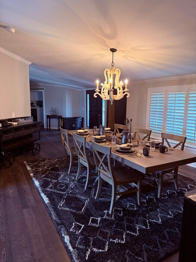 Photo - 369 Blackmore Rd