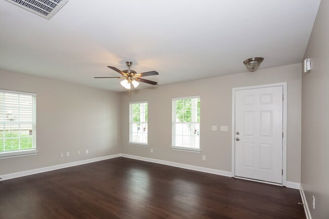 Photo - 1021 Ramsgate Dr SW