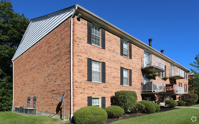 Primary Photo - Lee's Crossing