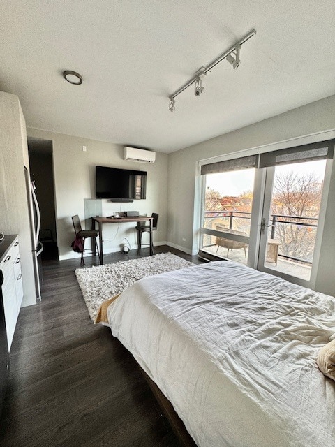 Photo - 2407 W Eastwood Ave Unit 402