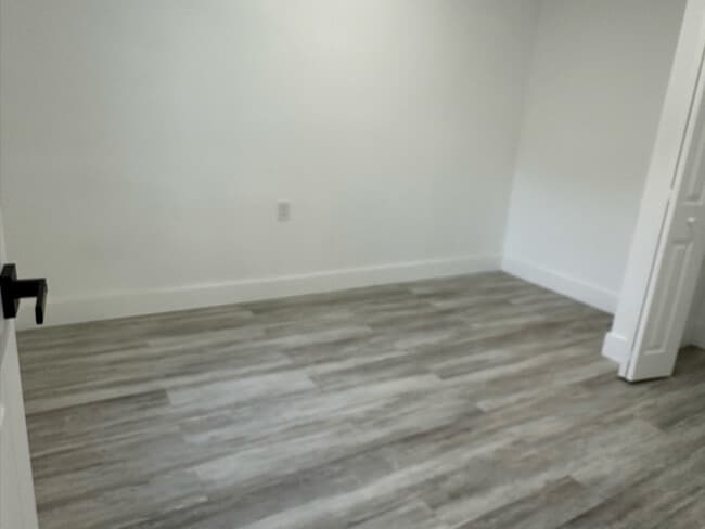 Photo - 901 NW 46th St