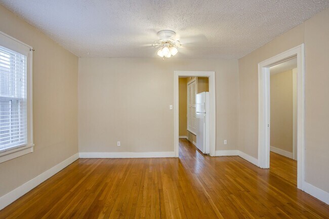 Photo - Pre-leasing for July! Unit Front