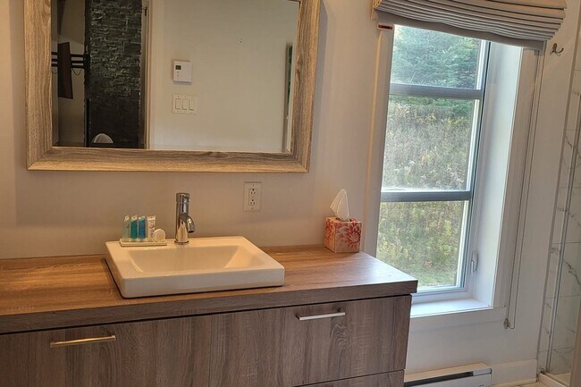 Photo - 305 All. Paisible