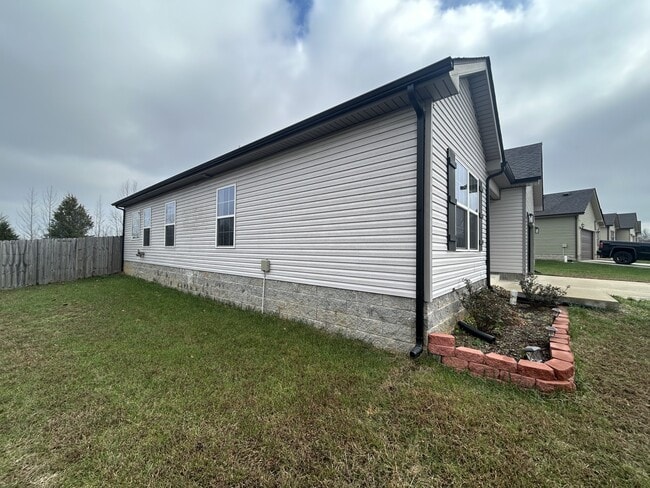 Photo - 721 Tidwell Dr