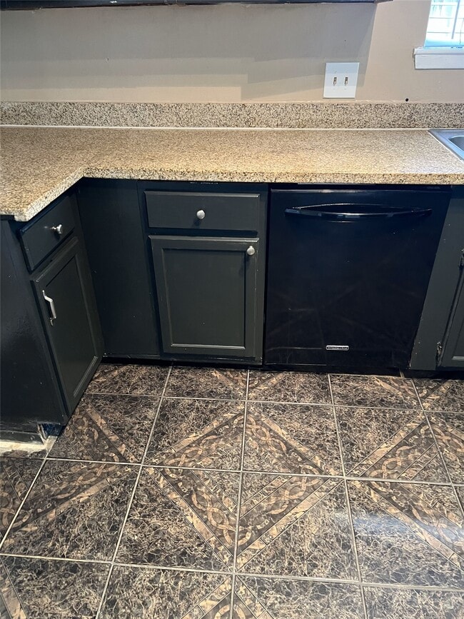 Photo - 10115 Overview Dr