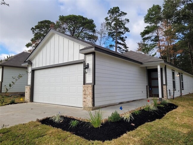 Building Photo - 12946 Sorrento Bay Dr