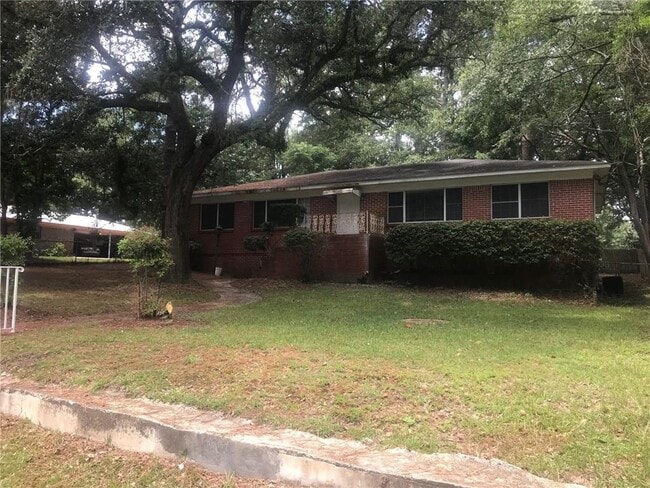 Building Photo - 1506 Flowers Dr