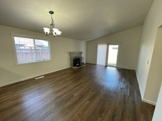 17775 SW Corona Ln