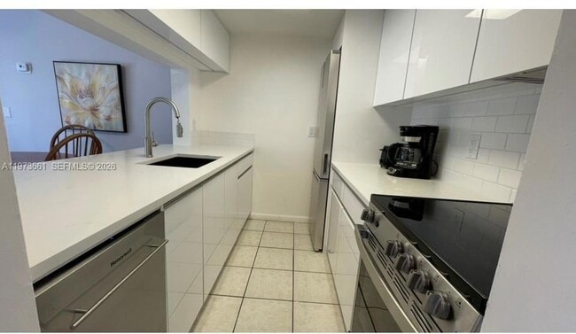 Building Photo - 10001 W Atlantic Blvd Unit 122