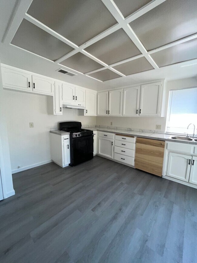 Photo - 3021 Unit 1319