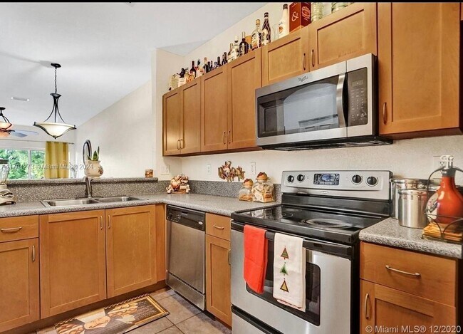 Photo - 4904 SW 141st Ave