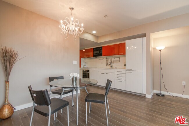 Photo - 901 Flower St Unit 502