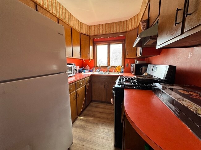 Photo - 631 Walnut St Unit 3