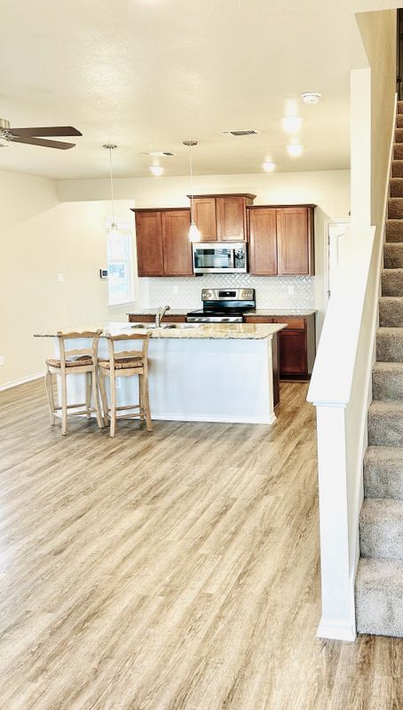 Photo - 303 Grn Valley Dr