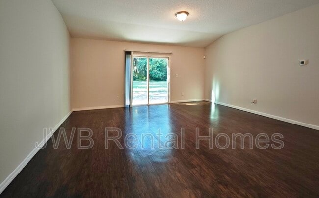 Photo - 5006 Trout River Blvd