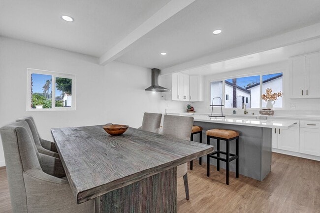9956 La Docena Ln