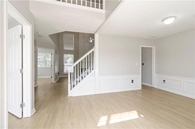 Photo - 3431 Chastain Glen Ln NE