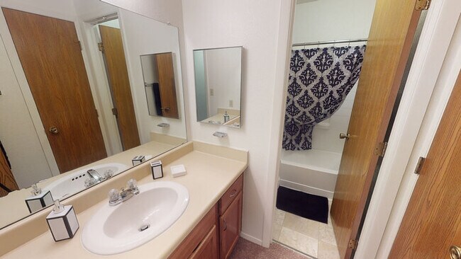 1047 Sitting Bull Ct