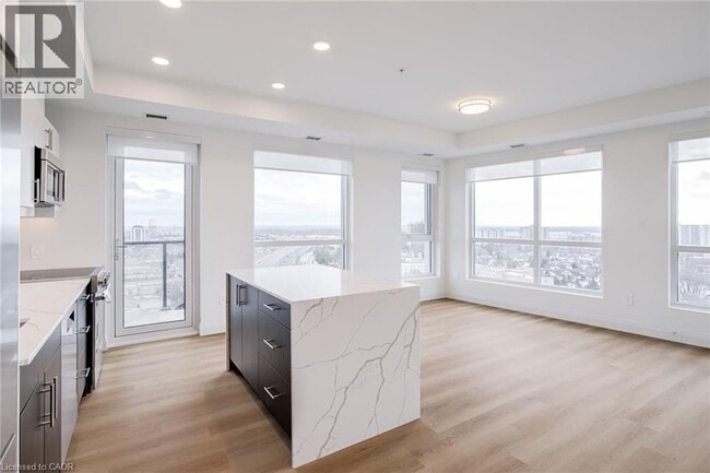 Photo - 1333 Weber St E Unité 1504