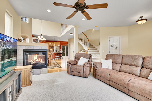 Photo - 781 Martin Dr