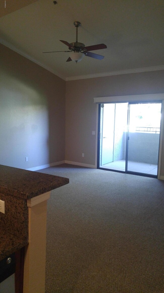 Photo - 2025 E Campbell Ave Unidad 341