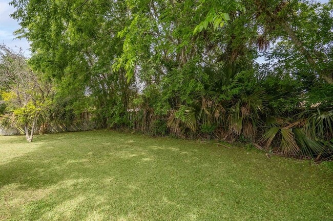 Photo - 20 Rollins Ave