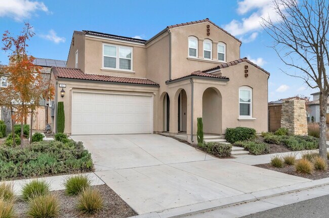 863 Orchard Hills Rd